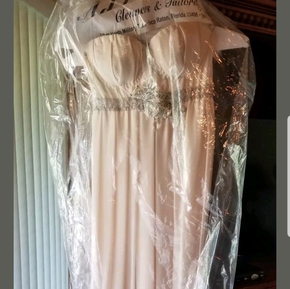 Bridesmaids dress - Picture 1 of 2